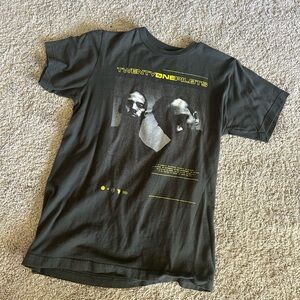 twenty one pilots t-shirt